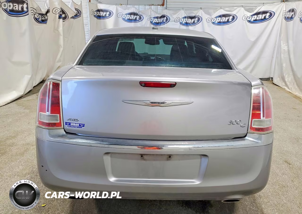 2013 Chrysler 300C VIN:2C3CCAKG0DH683084 - 6