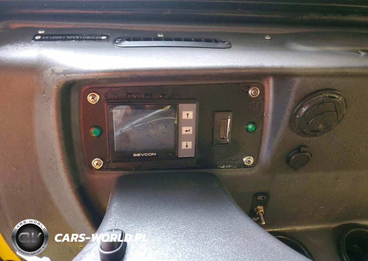 2020 Columbia Utility Vehicle VIN:5FCBC13A0L1000143 - 8
