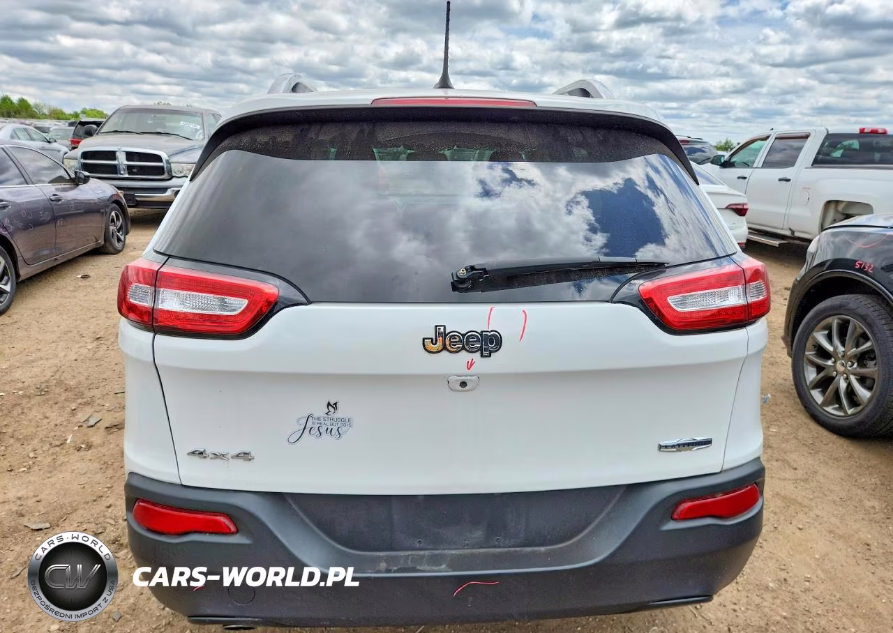 2018 Jeep Cherokee Latitude VIN:1C4PJMCB7JD614764 - 6