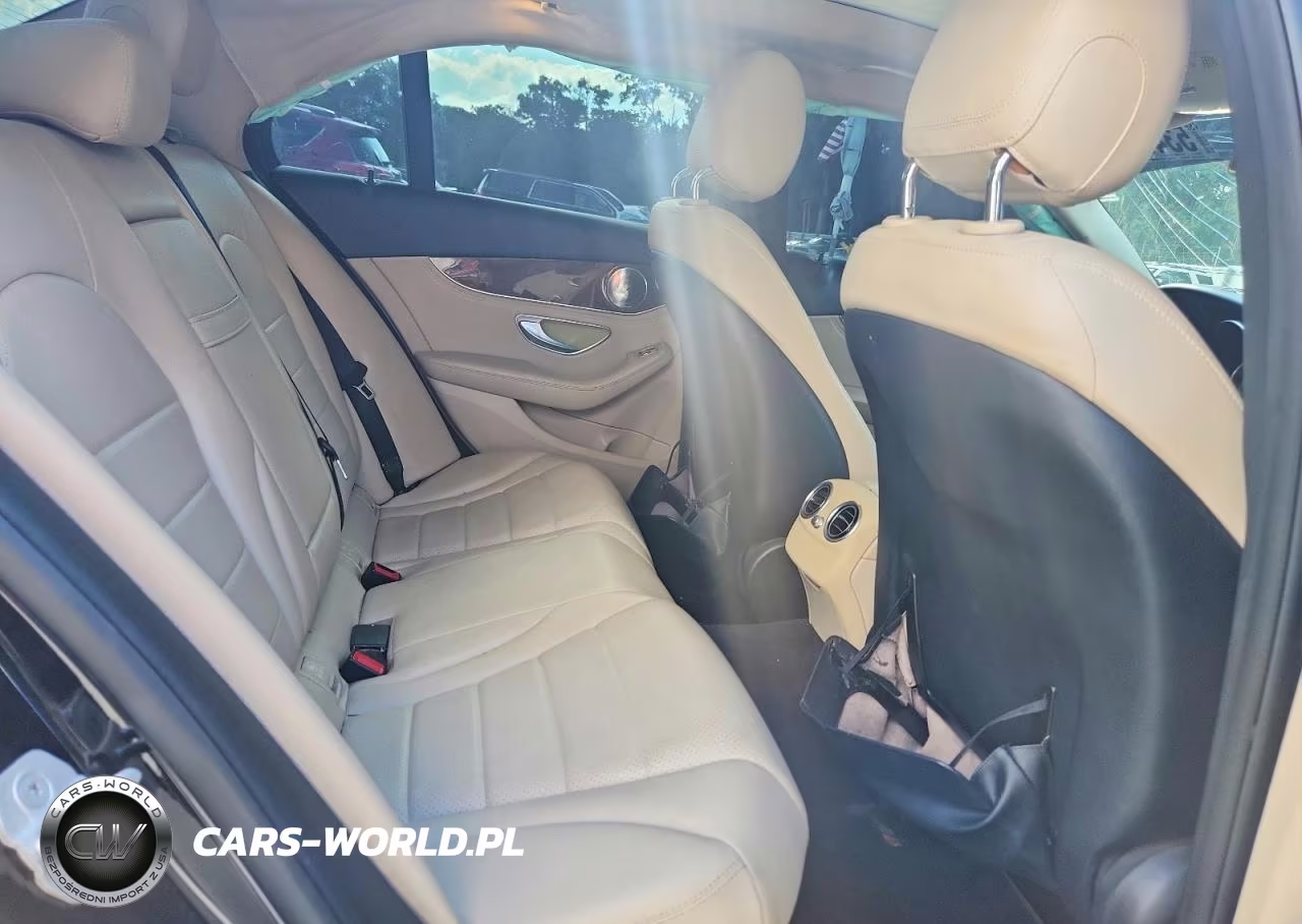 2015 Mercedes-Benz C 300 4Matic VIN:55SWF4KB6FU042373 - 10