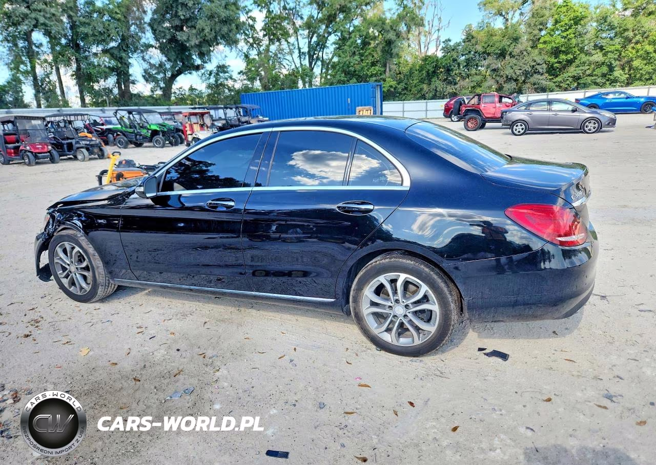 2015 Mercedes-Benz C 300 4Matic VIN:55SWF4KB6FU042373 - 2