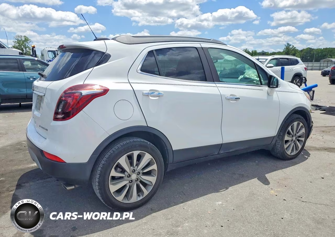 2018 Buick Encore Preferred VIN:KL4CJASB5JB528678 - 3
