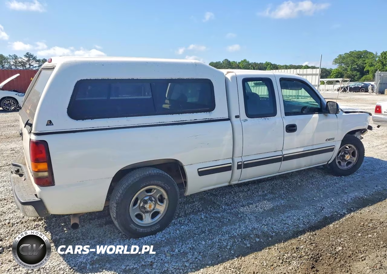 2001 Chevrolet Silverado C1500 VIN:2GCEC19V711133152 - 3