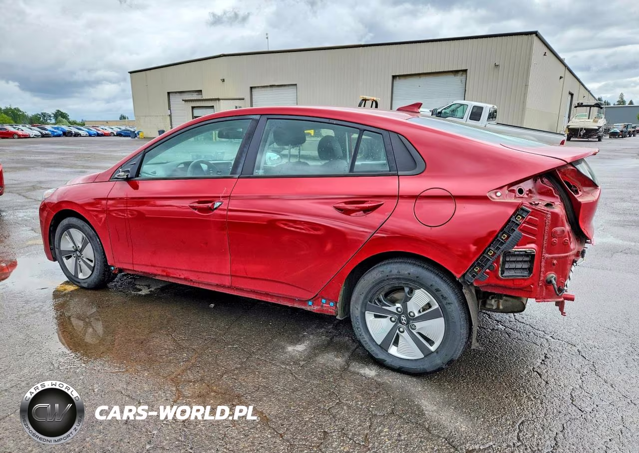 2022 Hyundai Ioniq Blue VIN:KMHC65LC1NU267996 - 2