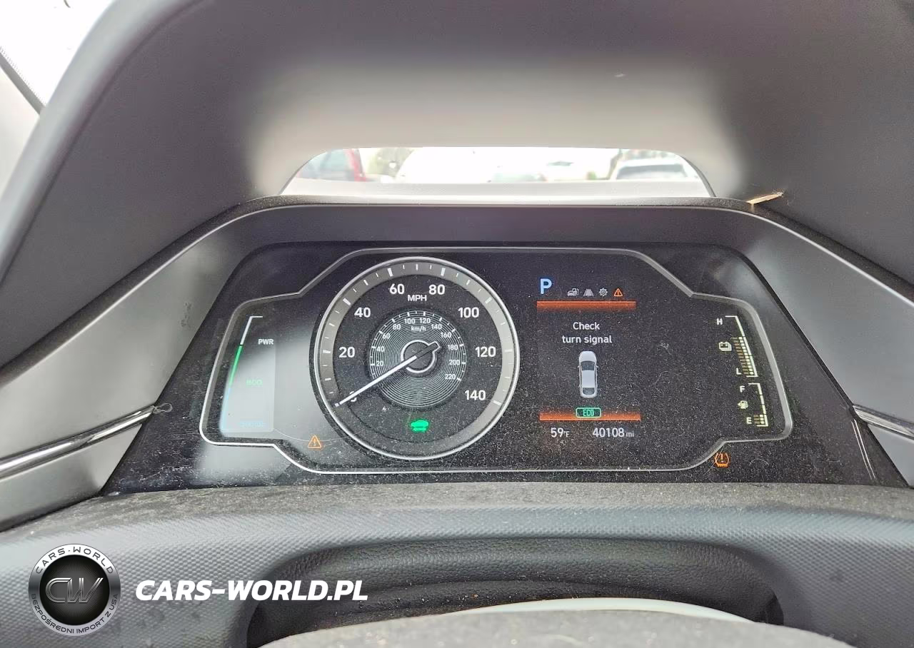 2022 Hyundai Ioniq Blue VIN:KMHC65LC1NU267996 - 9