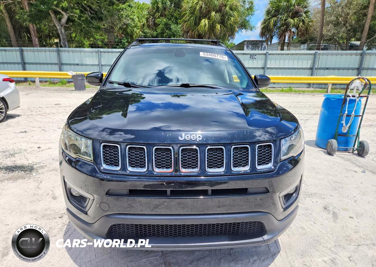 2017 Jeep Compass Latitude VIN:3C4NJDBB2HT640475 - 5