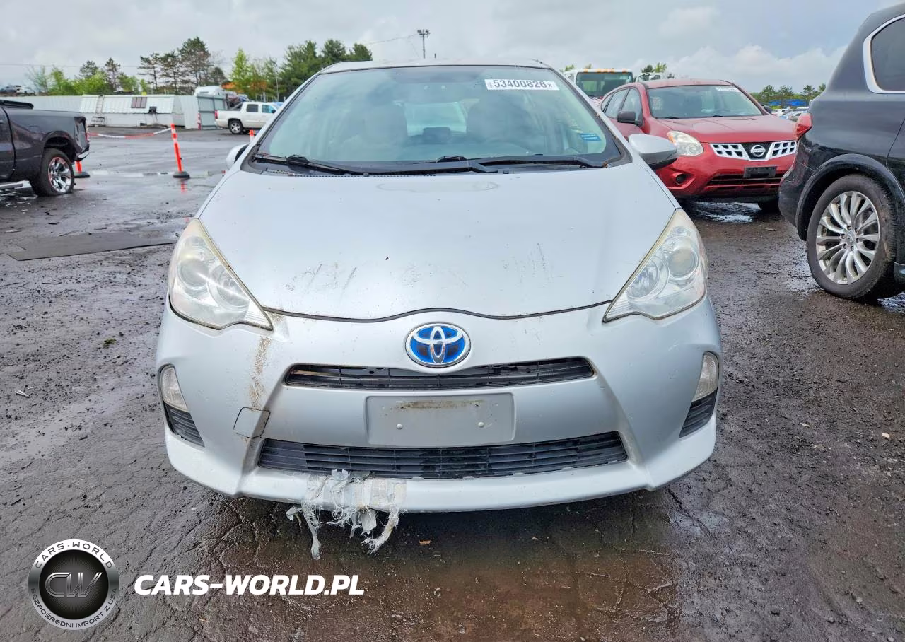 2014 Toyota Prius C One VIN:JTDKDTB32E1075385 - 5