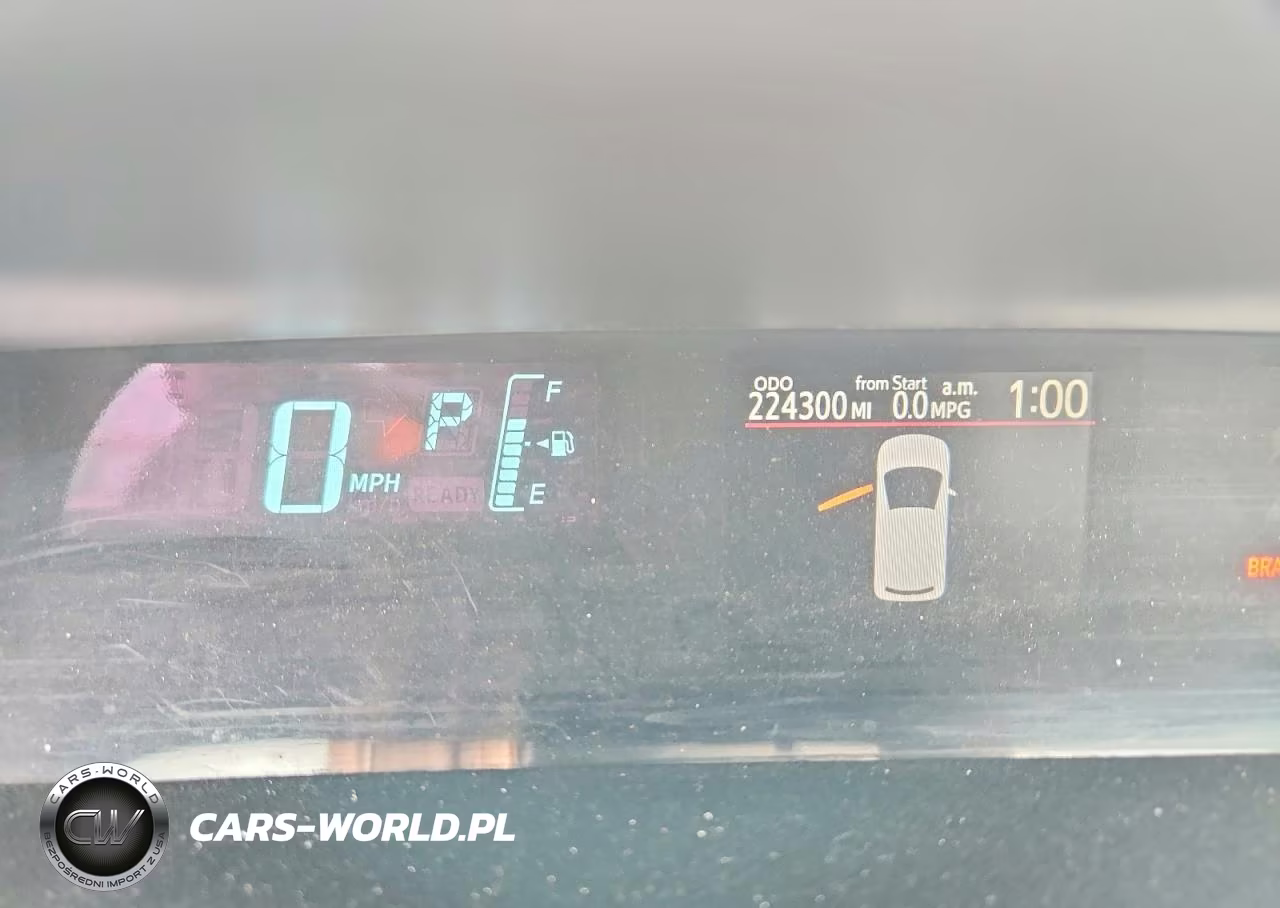 2014 Toyota Prius C One VIN:JTDKDTB32E1075385 - 9