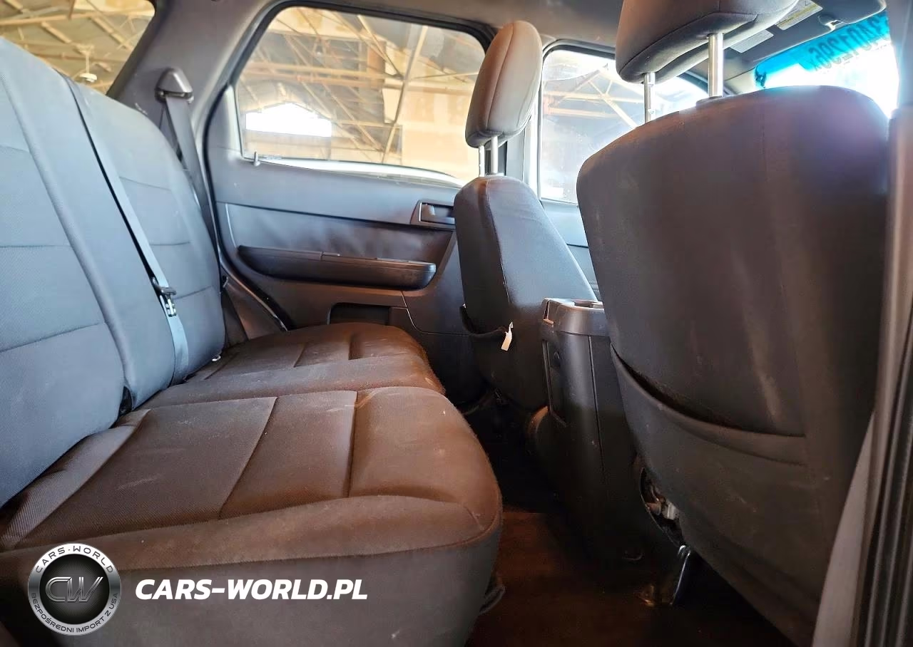 2010 Ford Escape Xlt VIN:1FMCU0DG7AKD40353 - 10