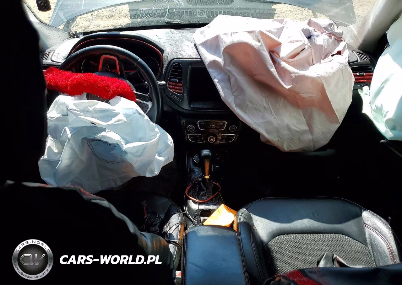 2019 Jeep Compass Trailhawk VIN:3C4NJDDB0KT645226 - 8