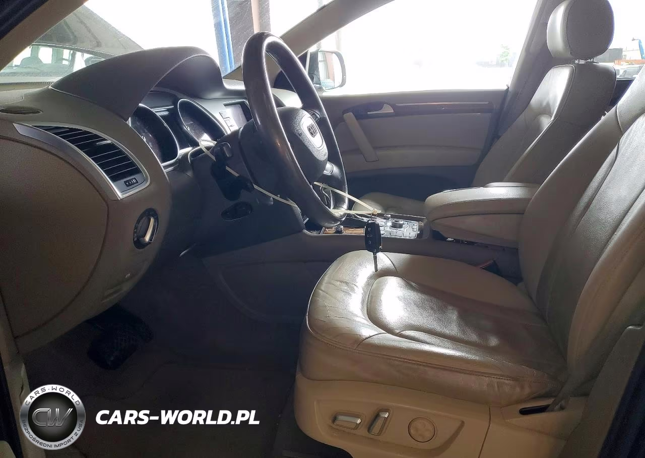 2015 Audi Q7 Premium Plus VIN:WA1LGAFEXFD019670 - 7