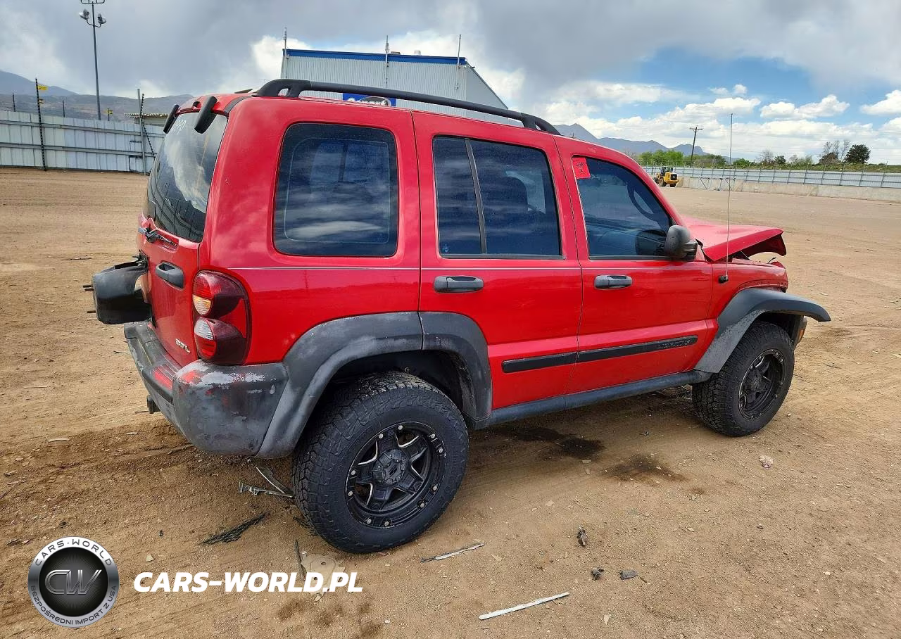 2005 Jeep Liberty Sport VIN:1J4GL48K15W505482 - 3