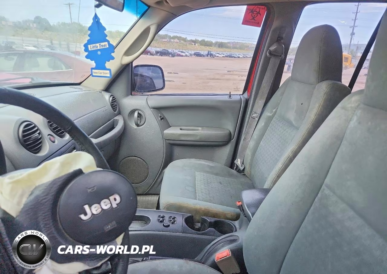 2005 Jeep Liberty Sport VIN:1J4GL48K15W505482 - 7