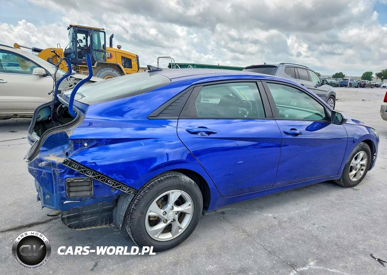 2022 Hyundai Elantra Se VIN:KMHLL4AG9NU217677 - 3