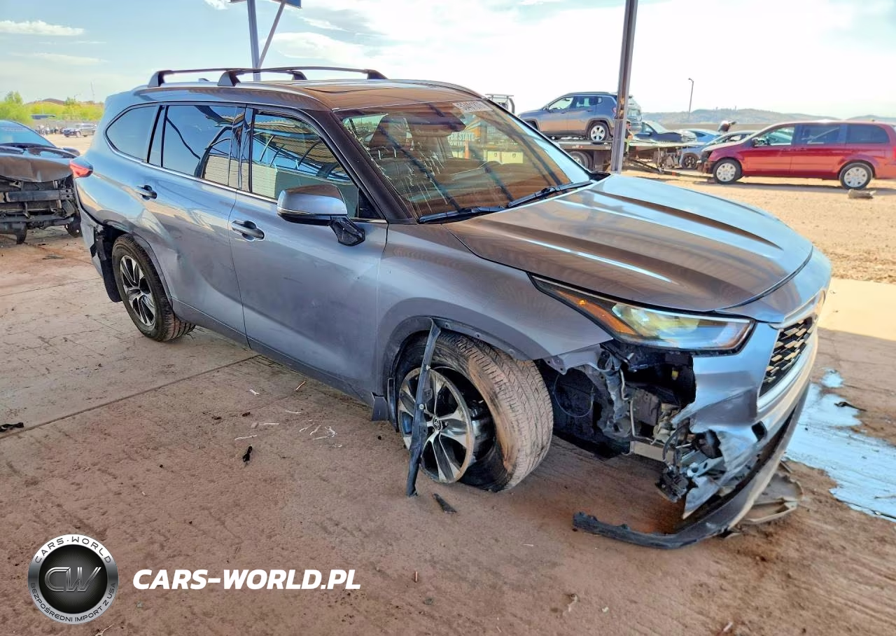 2020 Toyota Highlander Xle VIN:5TDHZRBH2LS038637 - 4