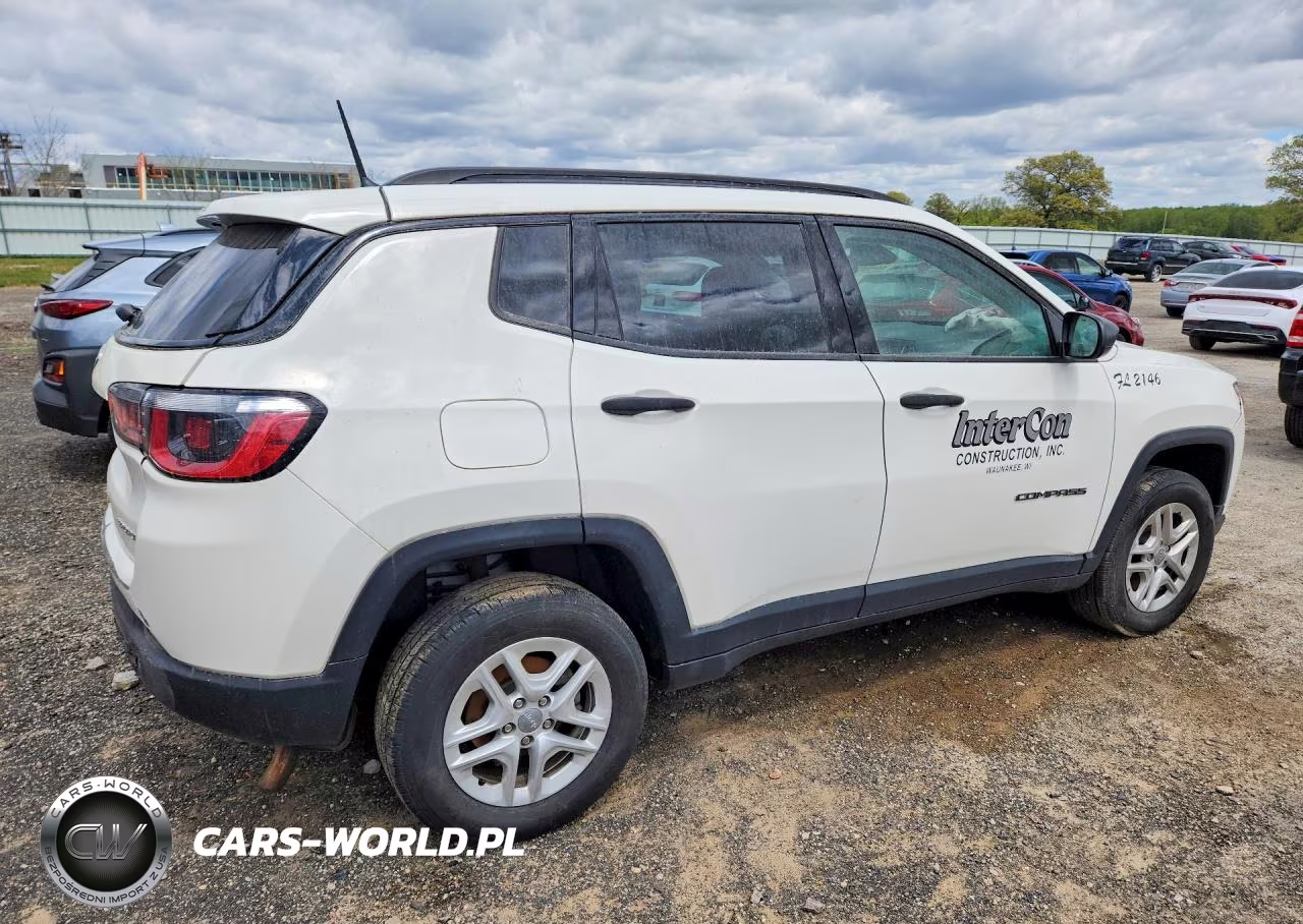 2018 Jeep Compass Sport VIN:3C4NJDAB3JT178662 - 3