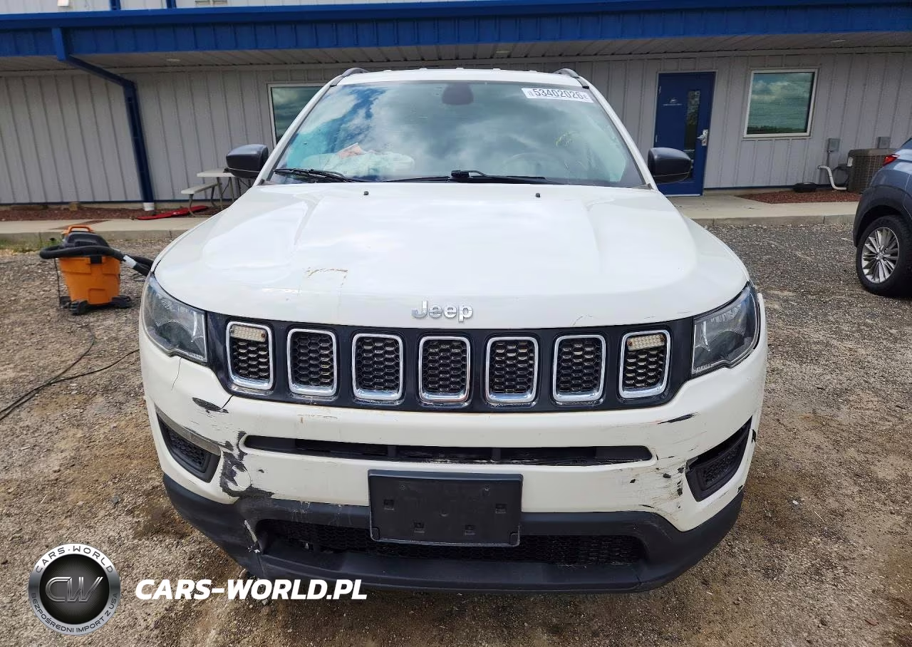 2018 Jeep Compass Sport VIN:3C4NJDAB3JT178662 - 5
