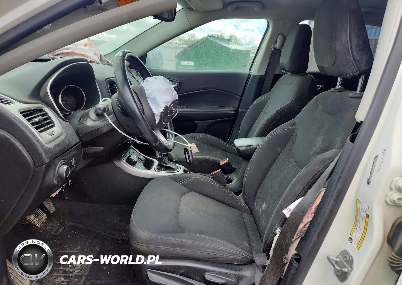 2018 Jeep Compass Sport VIN:3C4NJDAB3JT178662 - 7