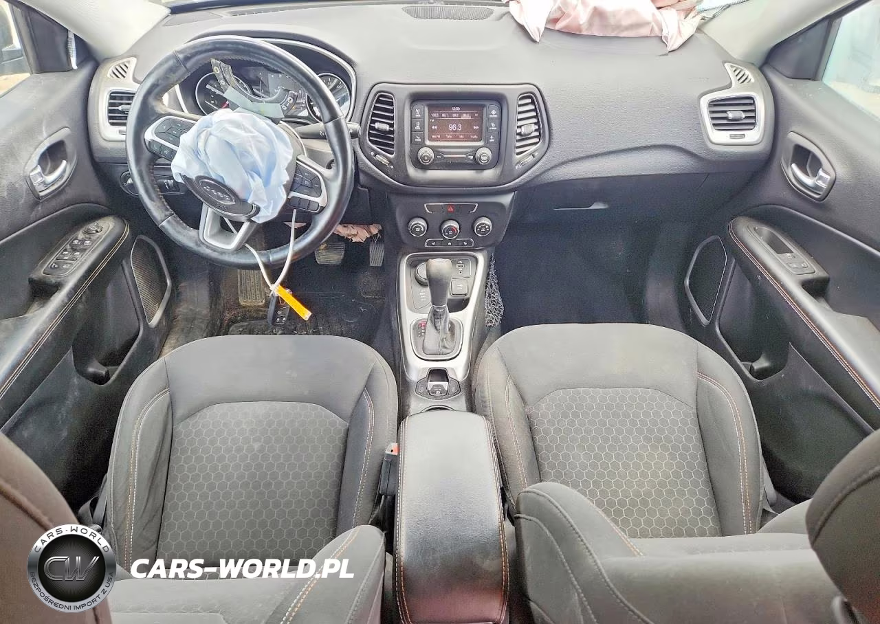 2018 Jeep Compass Sport VIN:3C4NJDAB3JT178662 - 8