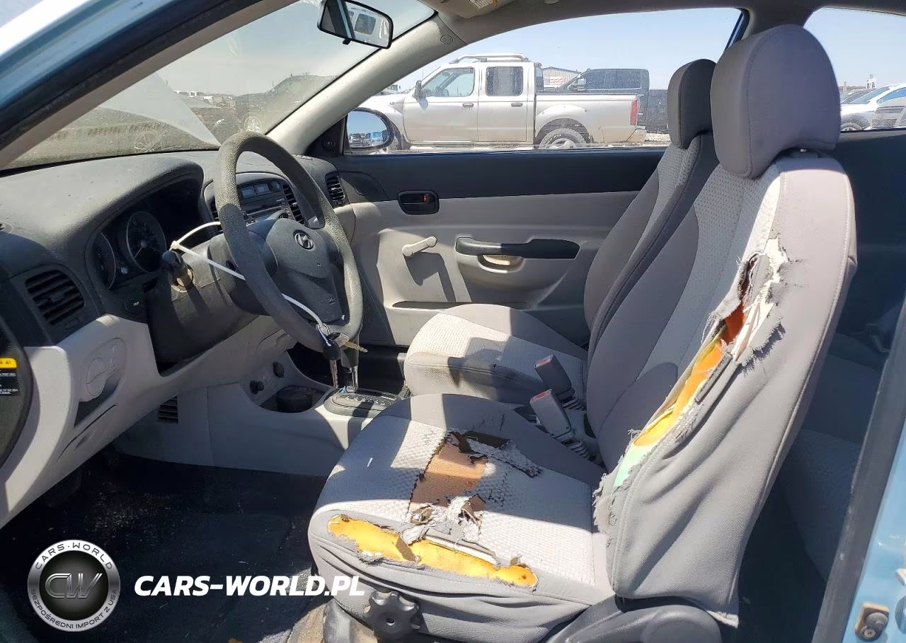 2009 Hyundai Accent Gs VIN:KMHCM36C09U133010 - 7