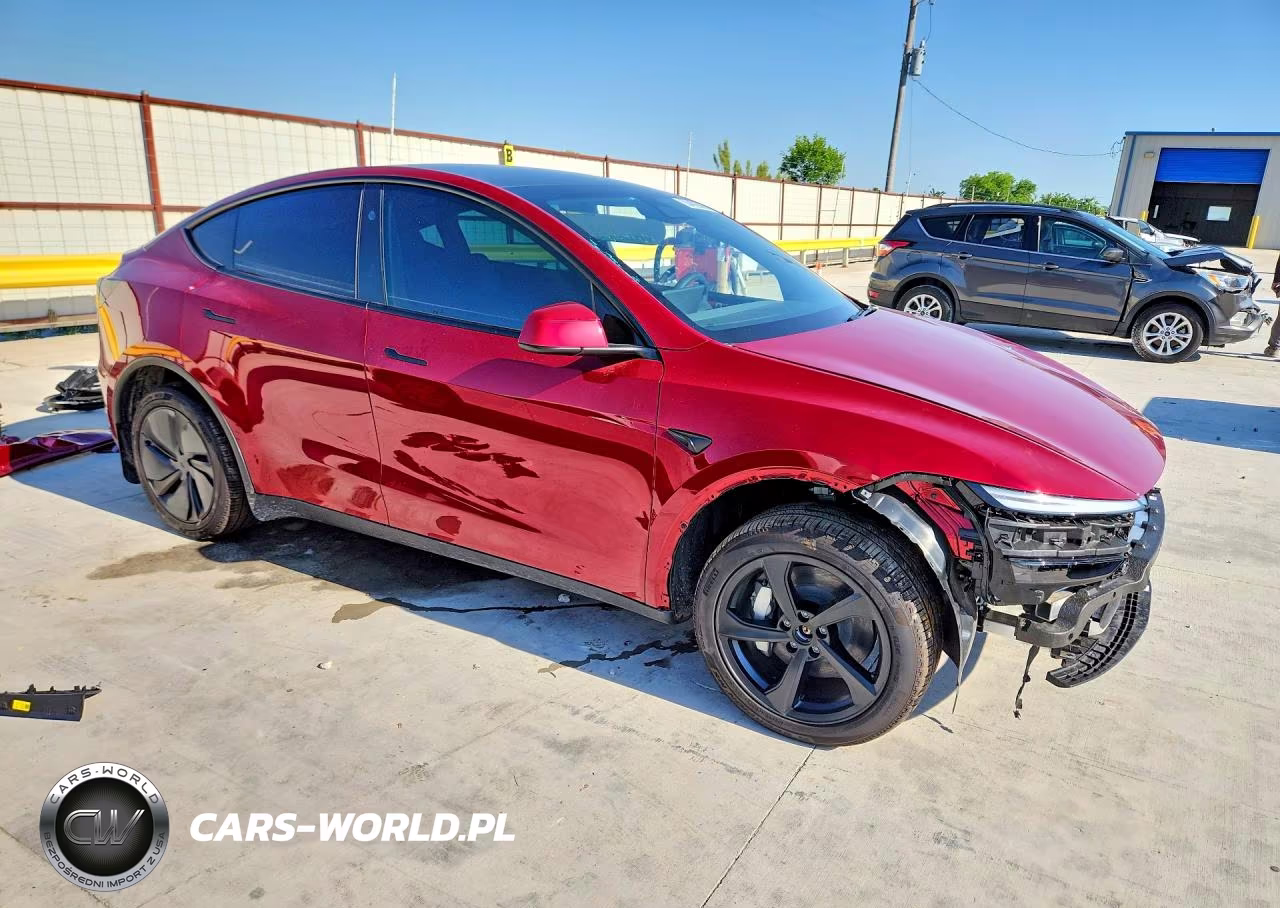 2026 Tesla Model Y VIN:7SAYGDEEXTA632228 - 4
