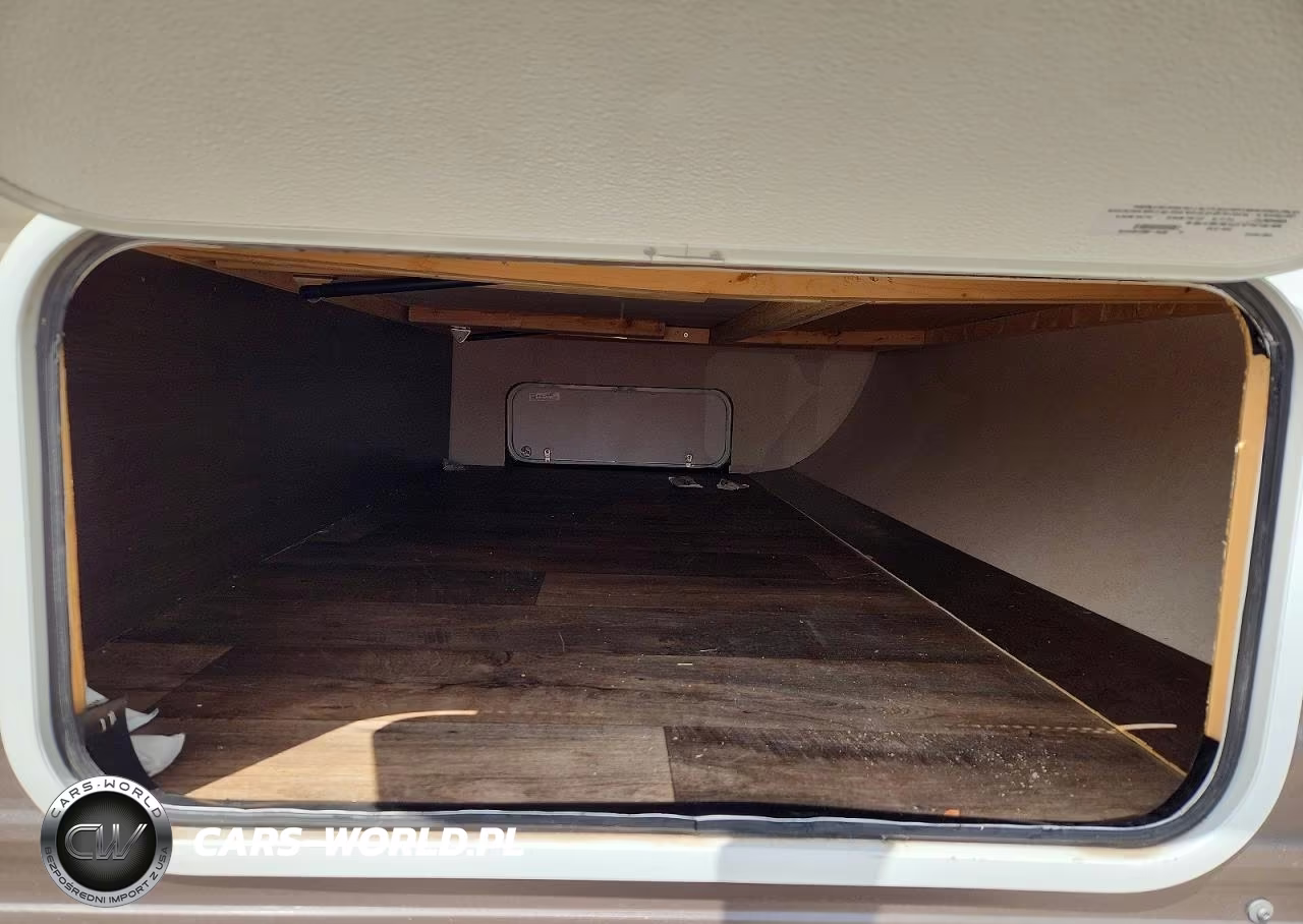 2019 Forest River Wildwood X-Lite Camper VIN:4X4TWDB22K7362725 - 8