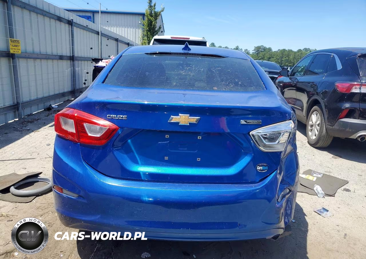2017 Chevrolet Cruze VIN:1G1BF5SM0H7118100 - 6