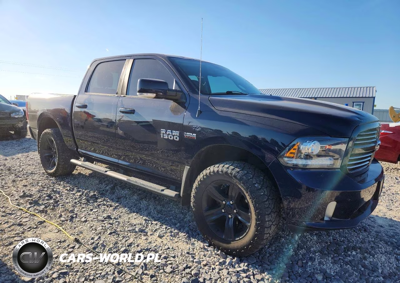 2016 Ram 1500 Sport VIN:1C6RR7MT6GS149934 - 4