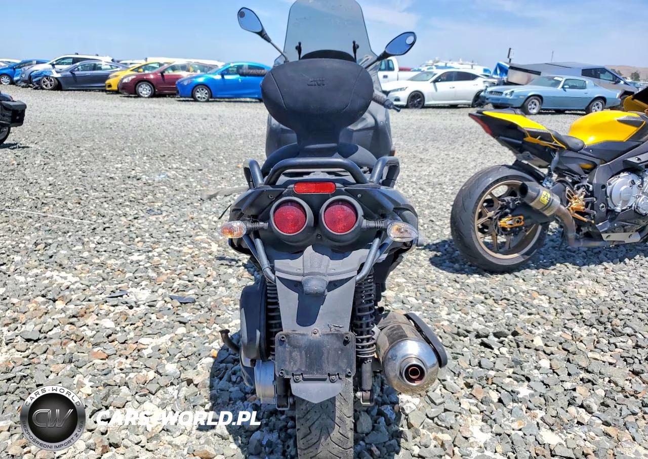 2008 Piaggio Mp3 500 VIN:ZAPM610X985000370 - 4