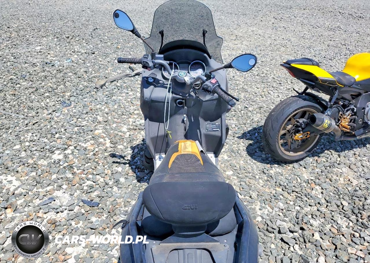 2008 Piaggio Mp3 500 VIN:ZAPM610X985000370 - 6