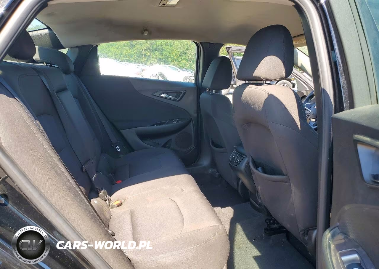 2018 Chevrolet Malibu Lt VIN:1G1ZD5ST8JF267684 - 10