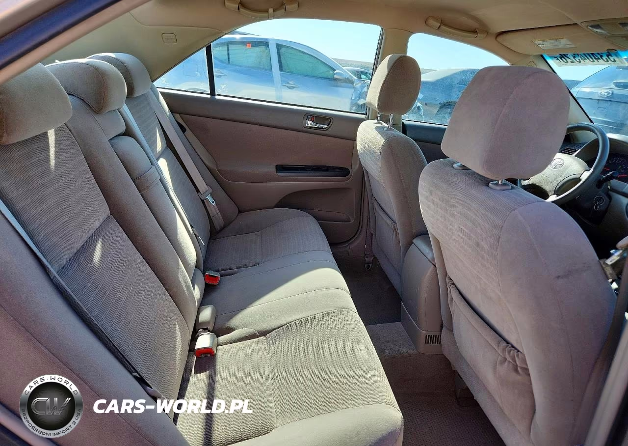 2005 Toyota Camry Le VIN:4T1BE30K45U023547 - 10