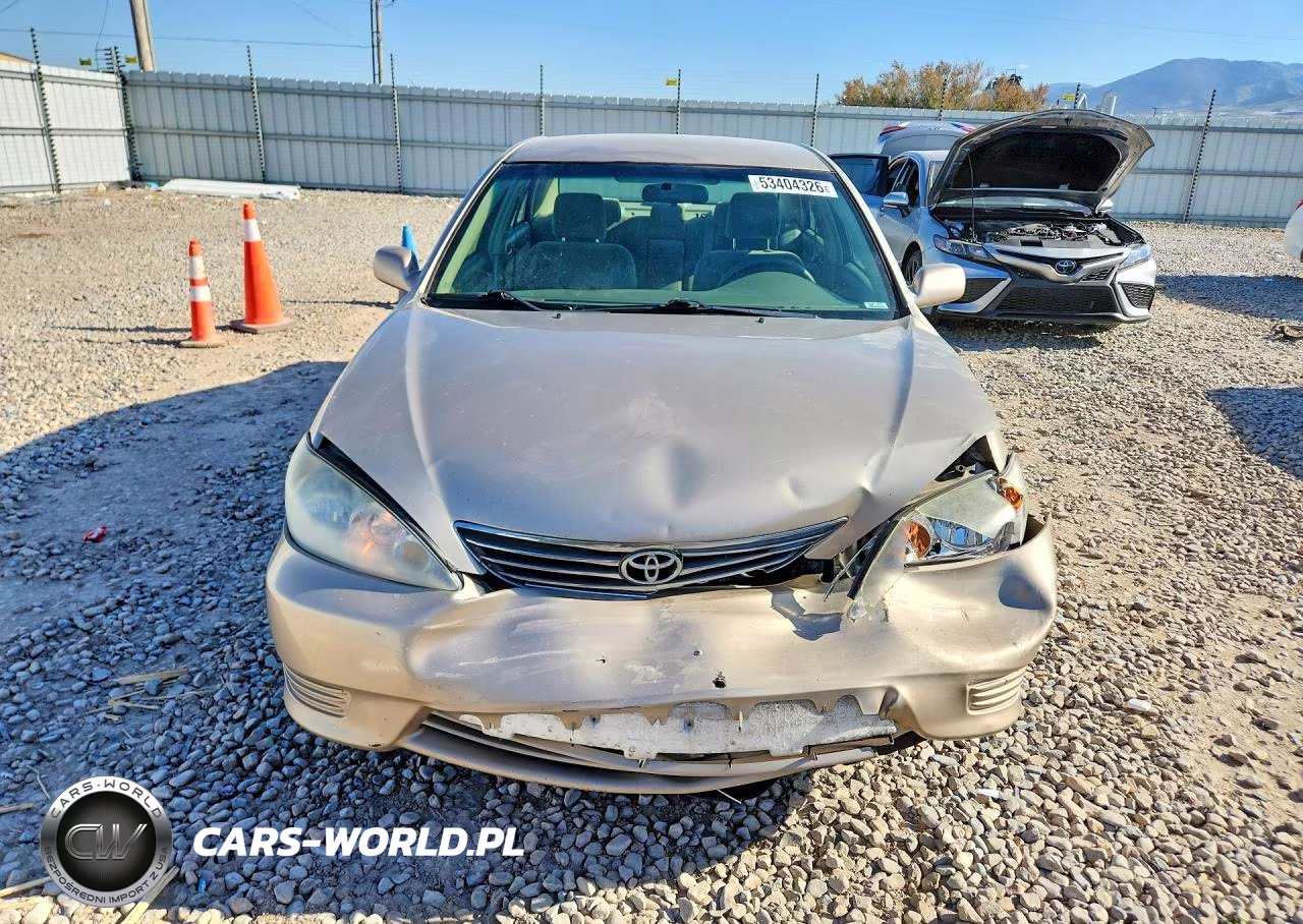 2005 Toyota Camry Le VIN:4T1BE30K45U023547 - 5