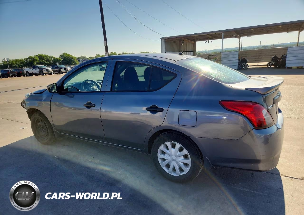 2018 Nissan Versa S Plus VIN:3N1CN7AP4JL805428 - 2