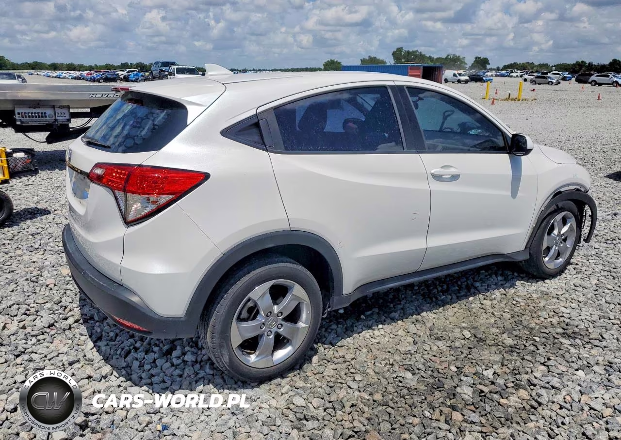 2021 Honda Hr-V Lx VIN:3CZRU5H32MM726222 - 3
