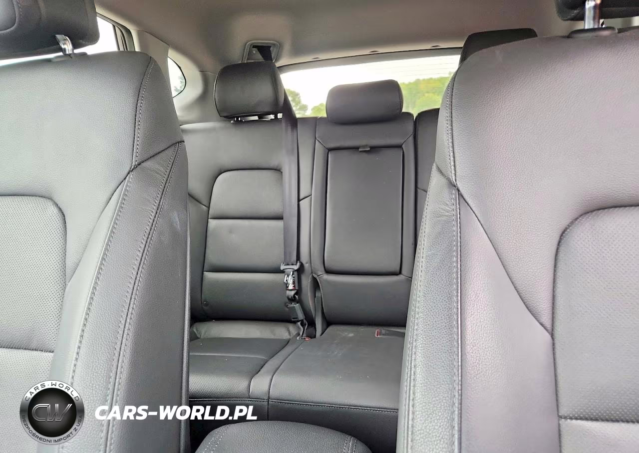 2018 Hyundai Tucson Sel Plus VIN:KM8J33A47JU818801 - 10