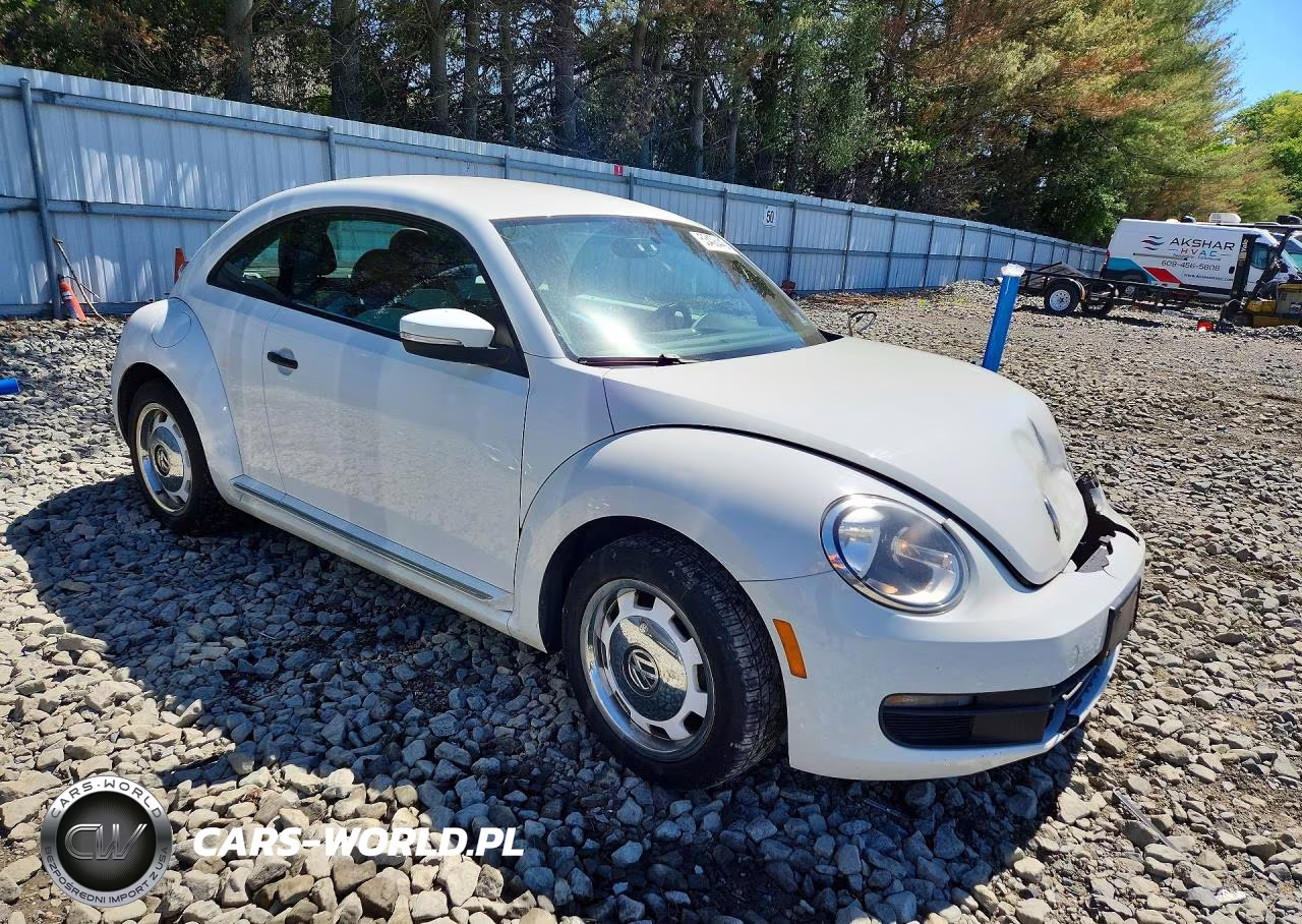 2015 Volkswagen Beetle 1.8T VIN:3VWF17AT1FM601154 - 4