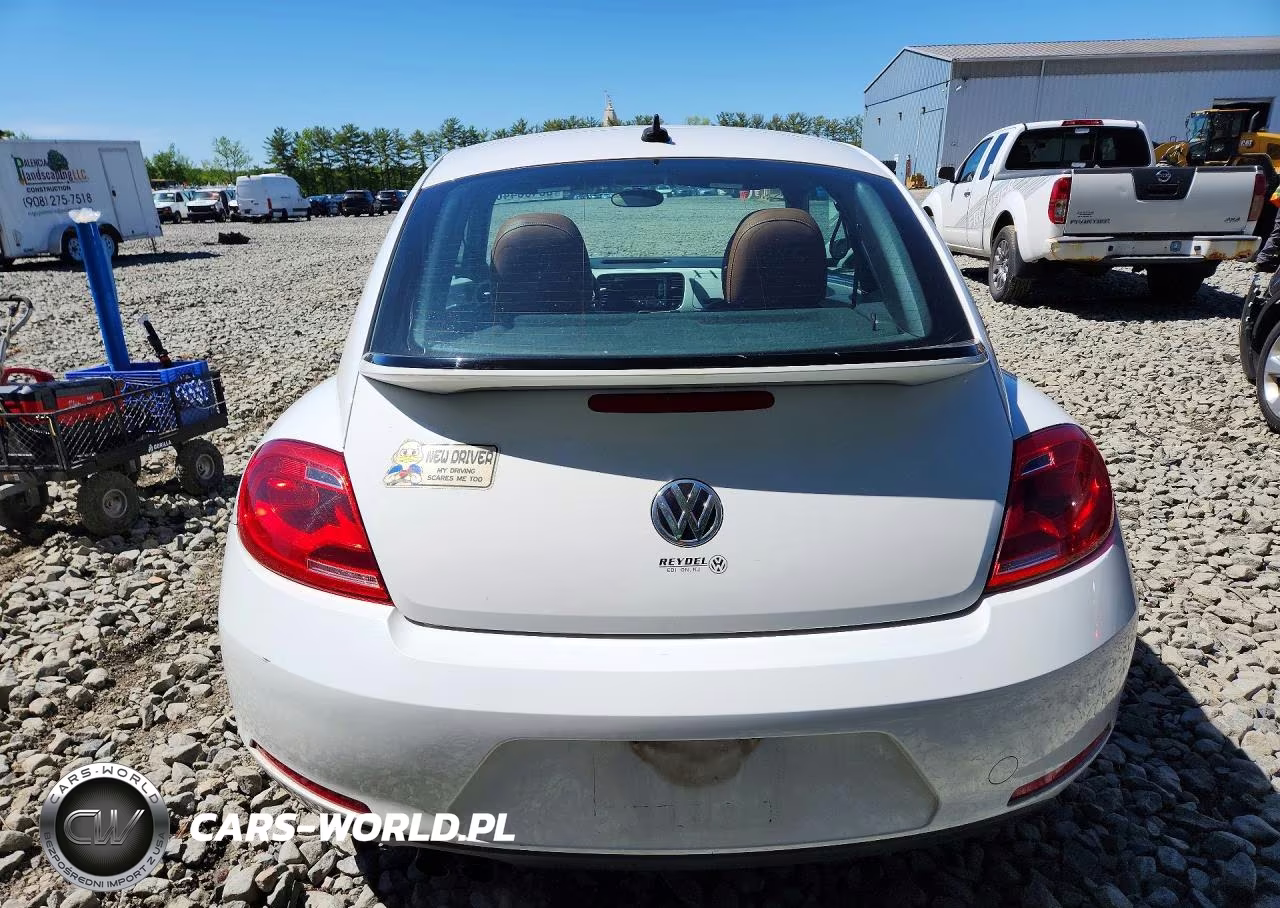 2015 Volkswagen Beetle 1.8T VIN:3VWF17AT1FM601154 - 6