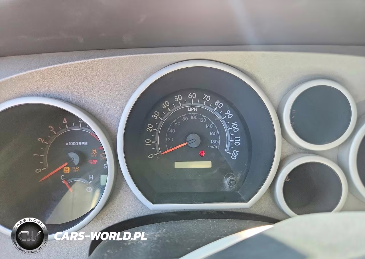 2010 Toyota Tundra Grade 5.7L V8 VIN:5TFEY5F12AX082799 - 9