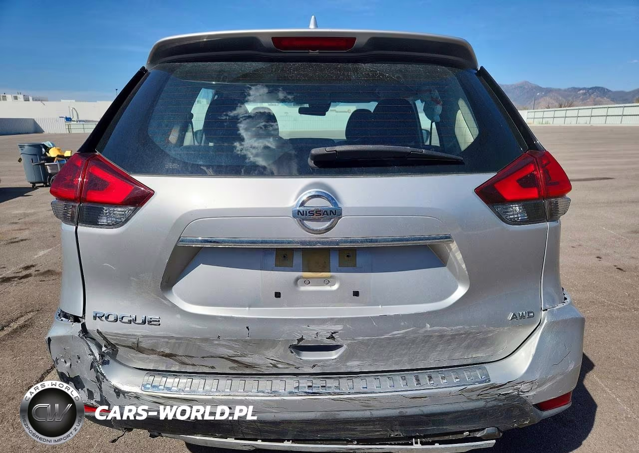 2019 Nissan Rogue S VIN:JN8AT2MV4KW388187 - 6