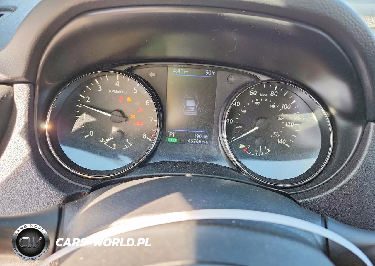 2019 Nissan Rogue S VIN:JN8AT2MV4KW388187 - 9