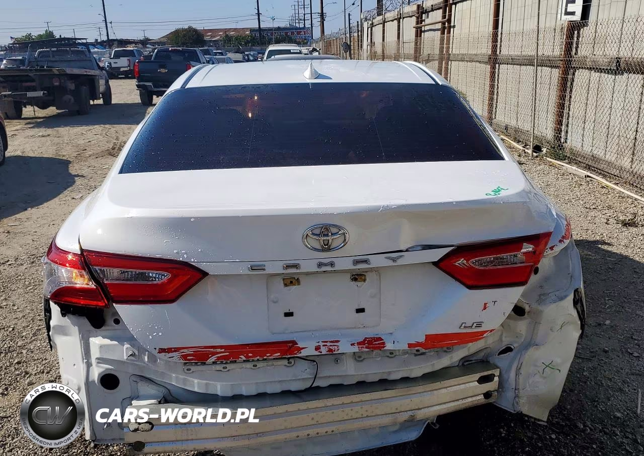 2019 Toyota Camry Le VIN:4T1B11HK4KU838699 - 6