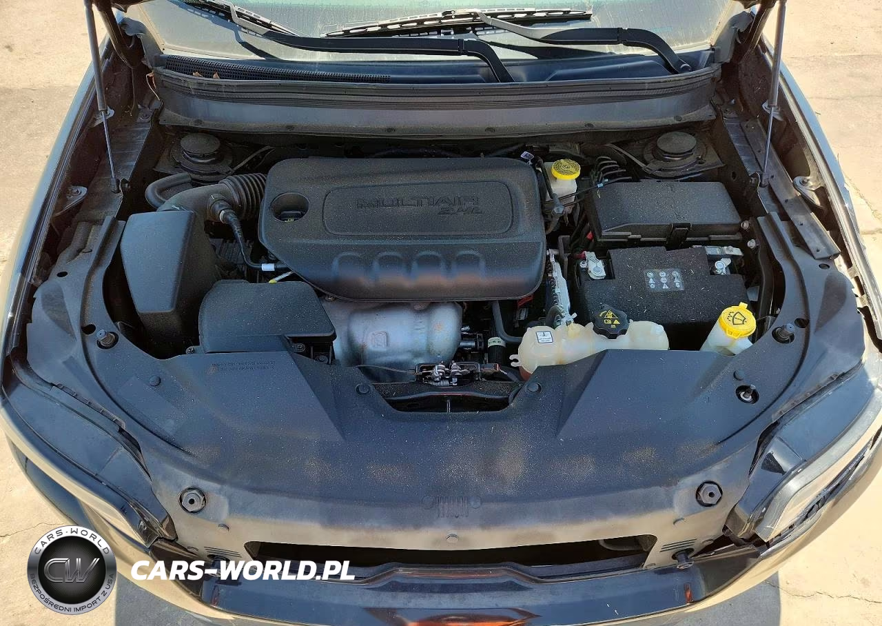 2020 Jeep Cherokee Latitude VIN:1C4PJLCB5LD596097 - 12