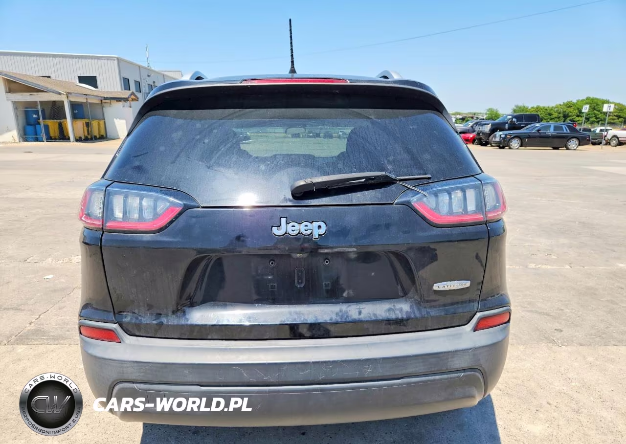 2020 Jeep Cherokee Latitude VIN:1C4PJLCB5LD596097 - 6
