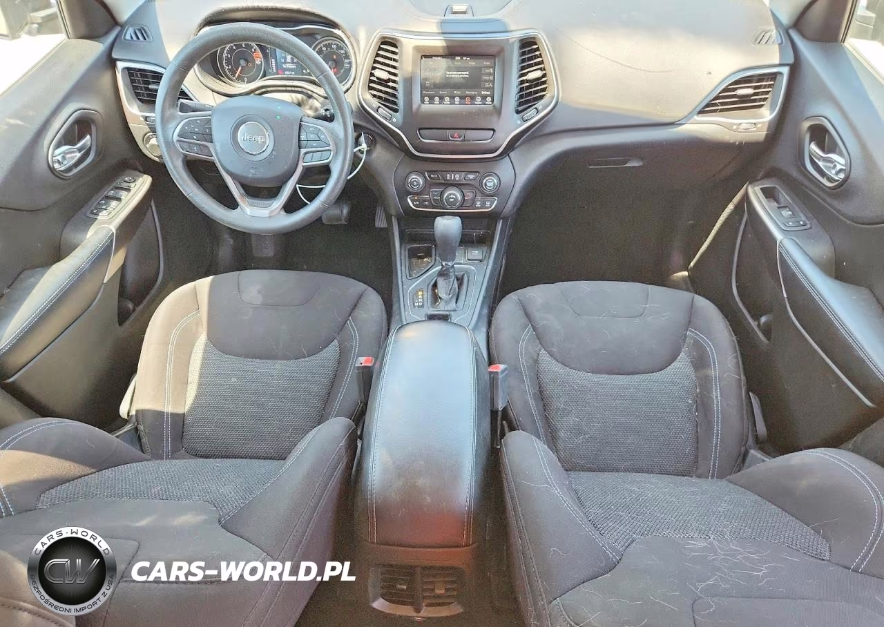 2020 Jeep Cherokee Latitude VIN:1C4PJLCB5LD596097 - 8