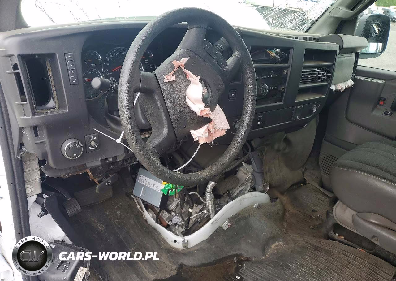 2024 GMC Savana G2500 VIN:1GTW7AFP7R1236586 - 8