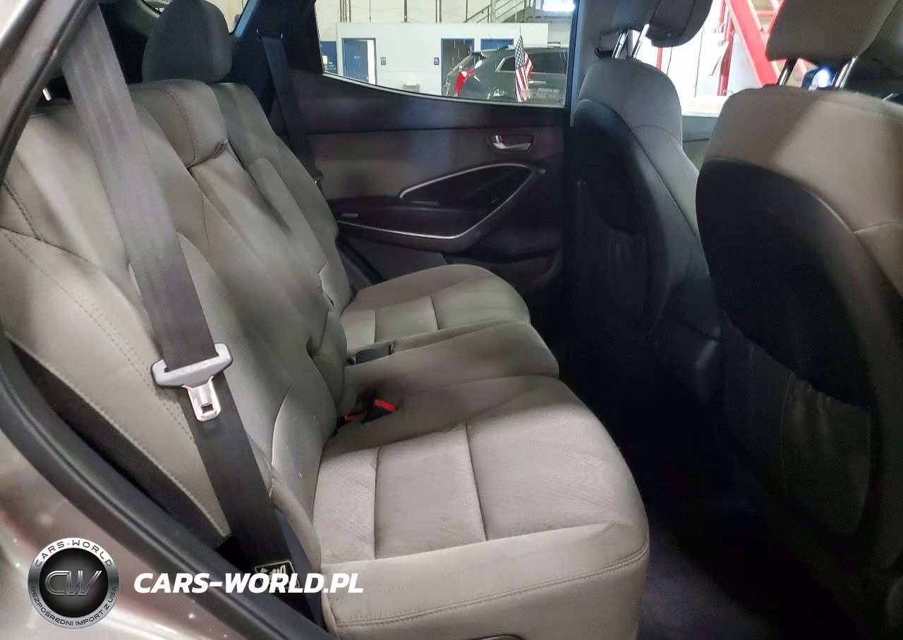 2016 Hyundai Santa Fe Sport 2.4L VIN:5XYZUDLB3GG332633 - 11