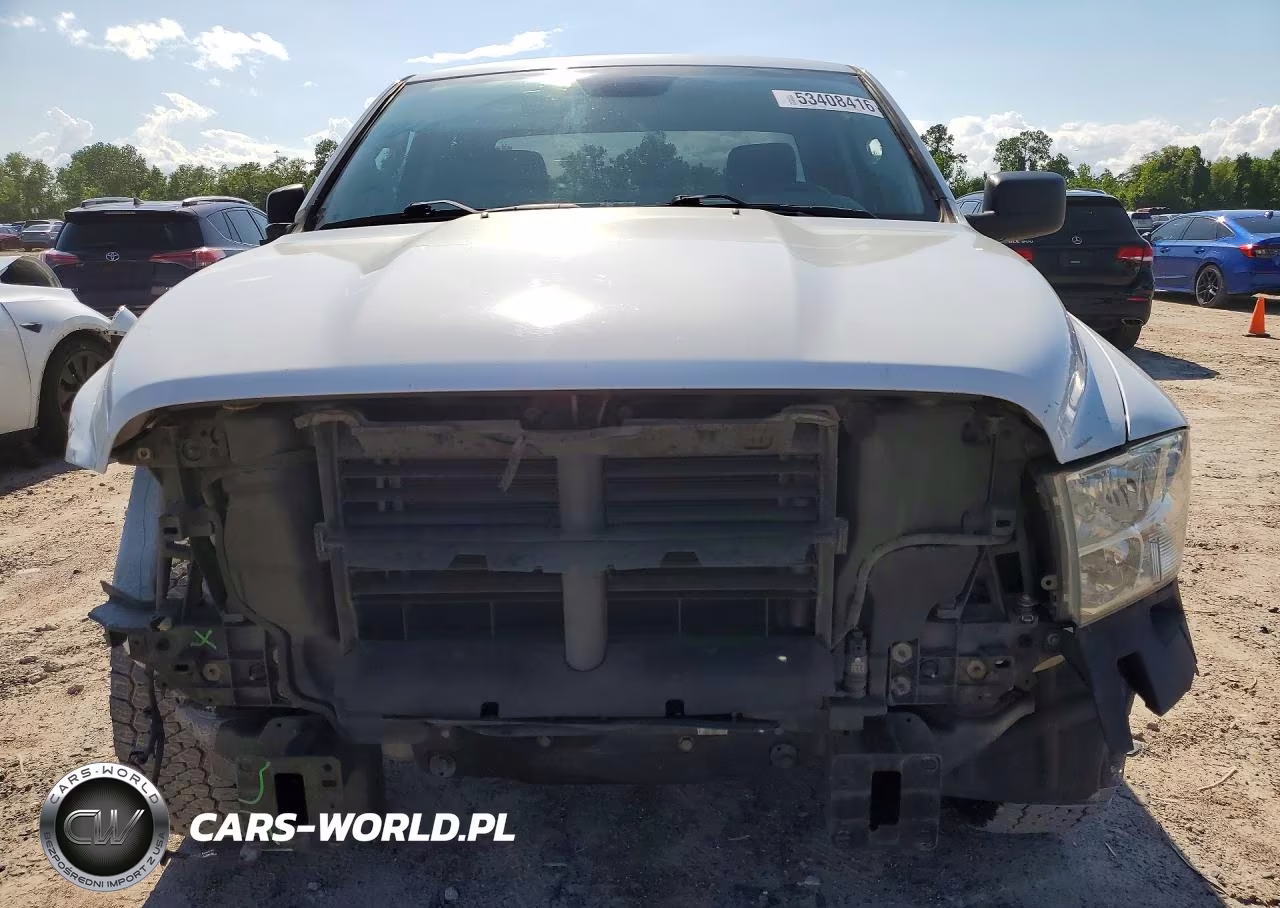 2019 Ram 1500 Classic Tradesman VIN:1C6RR6FT3KS574527 - 5