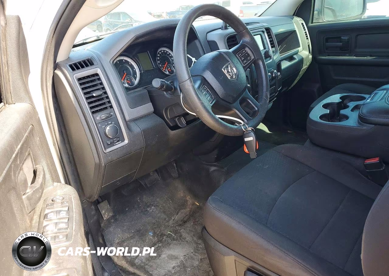 2019 Ram 1500 Classic Tradesman VIN:1C6RR6FT3KS574527 - 8