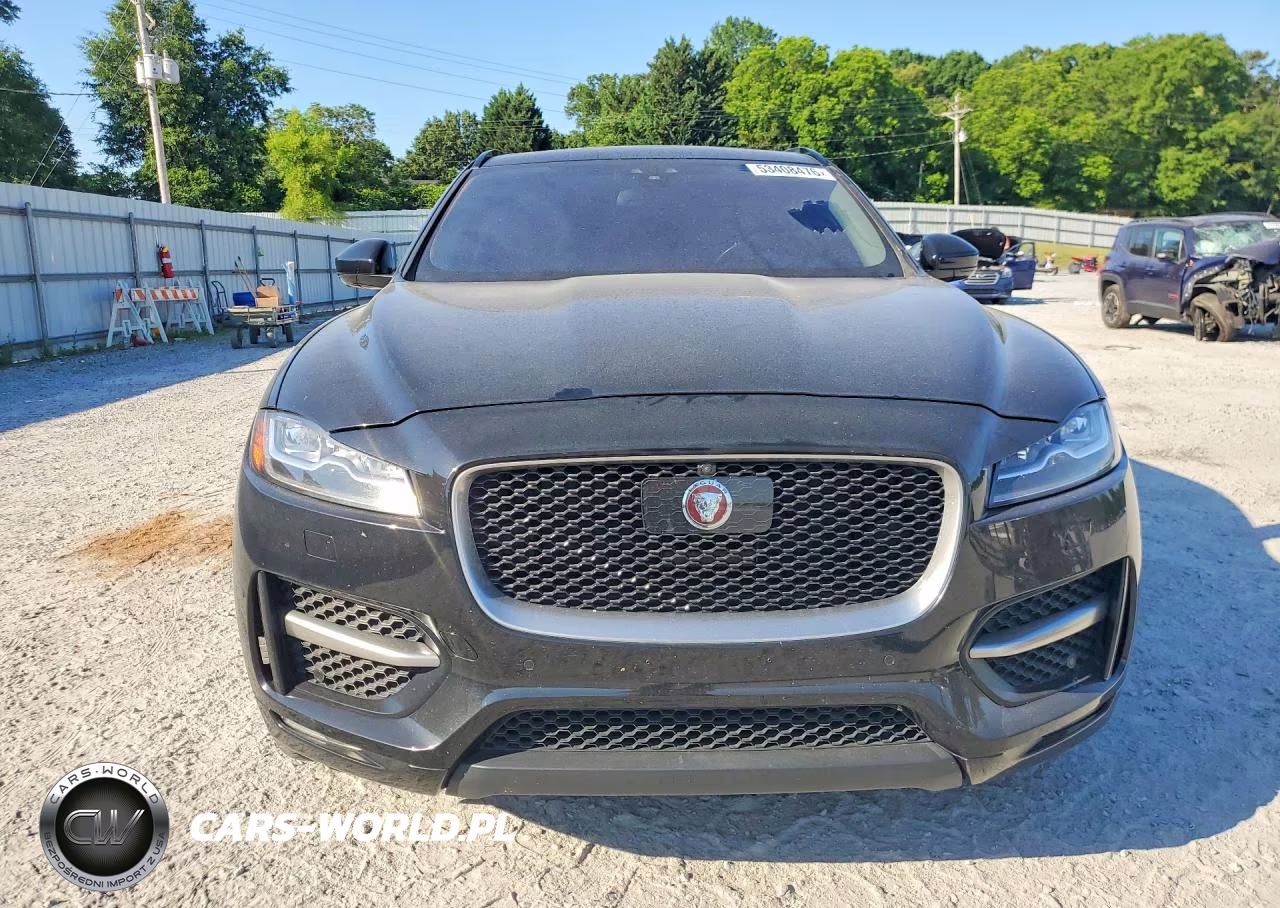 2017 Jaguar F-Pace R - Sport VIN:SADCL2BV3HA097715 - 5